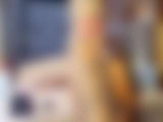 emily-86's Live Sex Cam Show