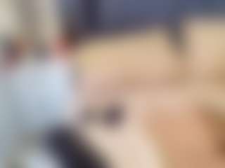 emily-86's Live Sex Cam Show