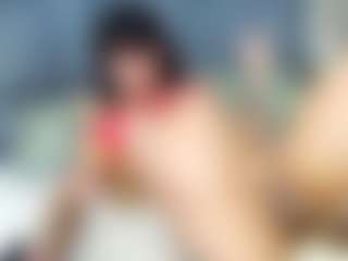 emily-86's Live Sex Cam Show