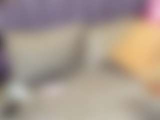 emily-86's Live Sex Cam Show