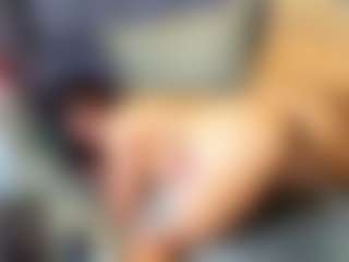 emily-86's Live Sex Cam Show