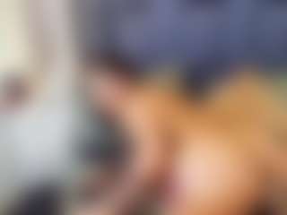 emily-86's Live Sex Cam Show