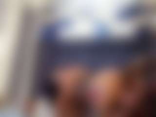 emily-86's Live Sex Cam Show