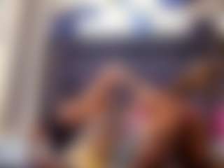 emily-86's Live Sex Cam Show