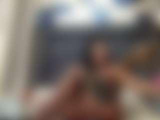 emily-86's Live Sex Cam Show