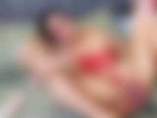 emily-86's Live Sex Cam Show