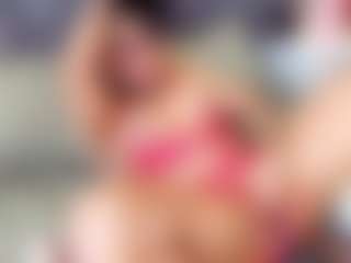 emily-86's Live Sex Cam Show
