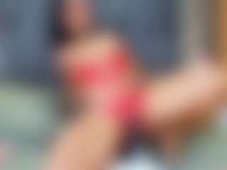 emily-86's Live Sex Cam Show