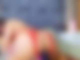 emily-86's Live Sex Cam Show