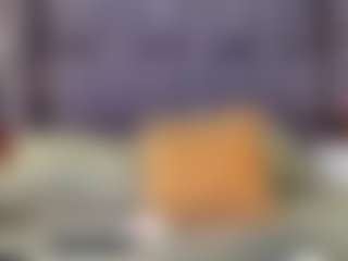 emily-86's Live Sex Cam Show