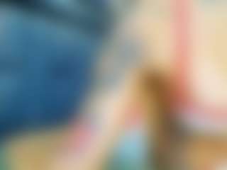 emily-86's Live Sex Cam Show