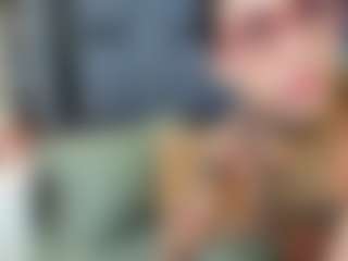 emily-86's Live Sex Cam Show