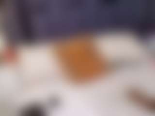 emily-86's Live Sex Cam Show