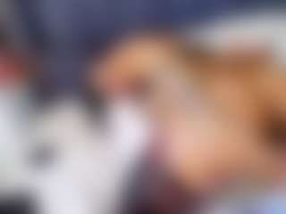 emily-86's Live Sex Cam Show