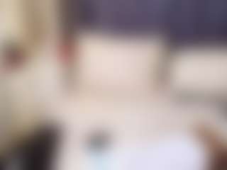 emily-86's Live Sex Cam Show