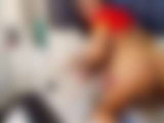 emily-86's Live Sex Cam Show