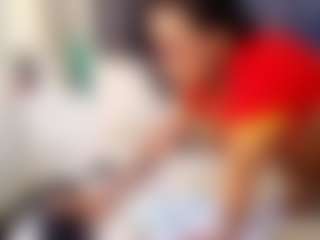 emily-86's Live Sex Cam Show