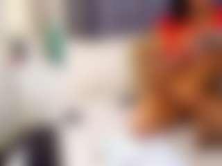 emily-86's Live Sex Cam Show