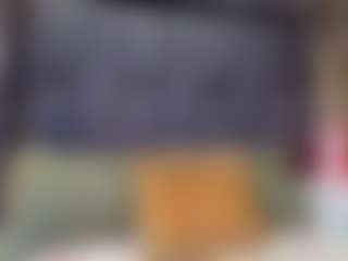 emily-86 MILF webcam performer live streaming