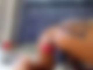 emily-86's Live Sex Cam Show