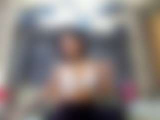 emily-86's Live Sex Cam Show