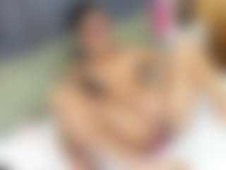 emily-86's Live Sex Cam Show