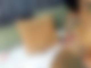 emily-86's Live Sex Cam Show