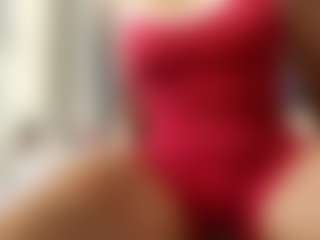 emily-86's Live Sex Cam Show