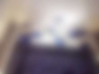 emily-86's Live Sex Cam Show