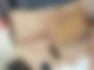 emily-86's Live Sex Cam Show