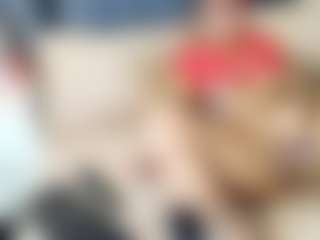 emily-86's Live Sex Cam Show