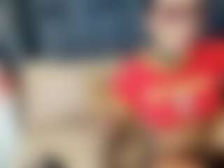 emily-86's Live Sex Cam Show