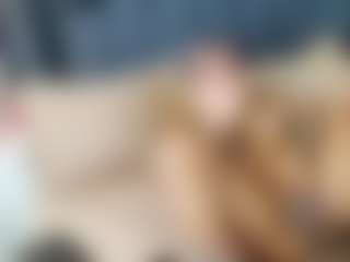 emily-86's Live Sex Cam Show