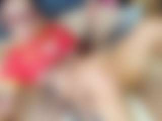 emily-86's Live Sex Cam Show