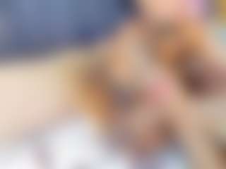 emily-86's Live Sex Cam Show