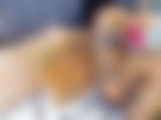 emily-86's Live Sex Cam Show