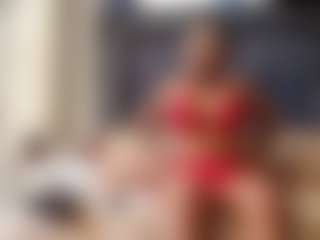 emily-86's Live Sex Cam Show