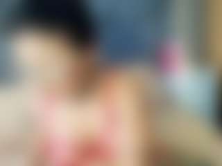 emily-86's Live Sex Cam Show