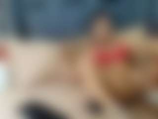 emily-86's Live Sex Cam Show