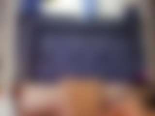 emily-86's Live Sex Cam Show