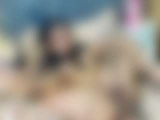 emily-86's Live Sex Cam Show