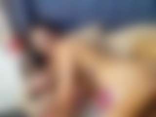 emily-86's Live Sex Cam Show