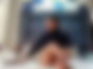 emily-86's Live Sex Cam Show