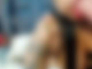 emily-86's Live Sex Cam Show