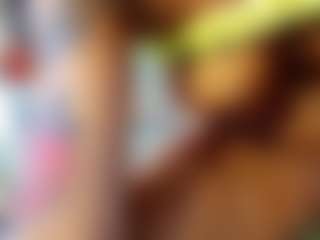 Live cam show with emily-86 - Amateur on Camsoda