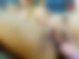 emily-86's Live Sex Cam Show