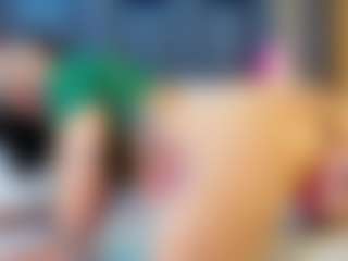 emily-86's Live Sex Cam Show