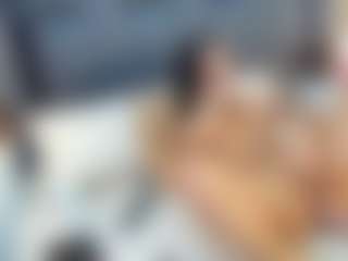 emily-86's Live Sex Cam Show