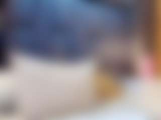 emily-86's Live Sex Cam Show