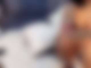 emily-86's Live Sex Cam Show